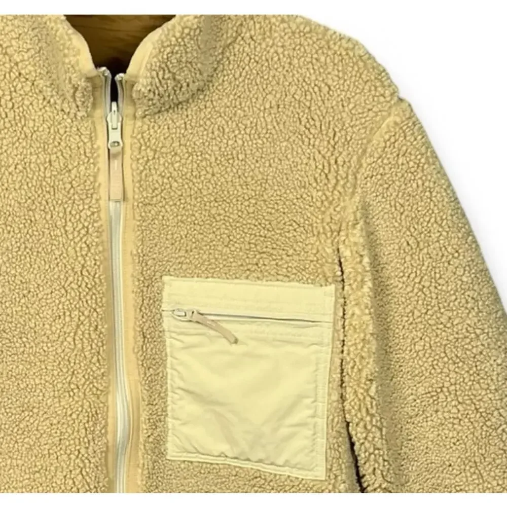 UNIQLO Mens XS Fleece Jacket Full Zip‎ Sherpa Tan Beige Soft Cozy Reversible